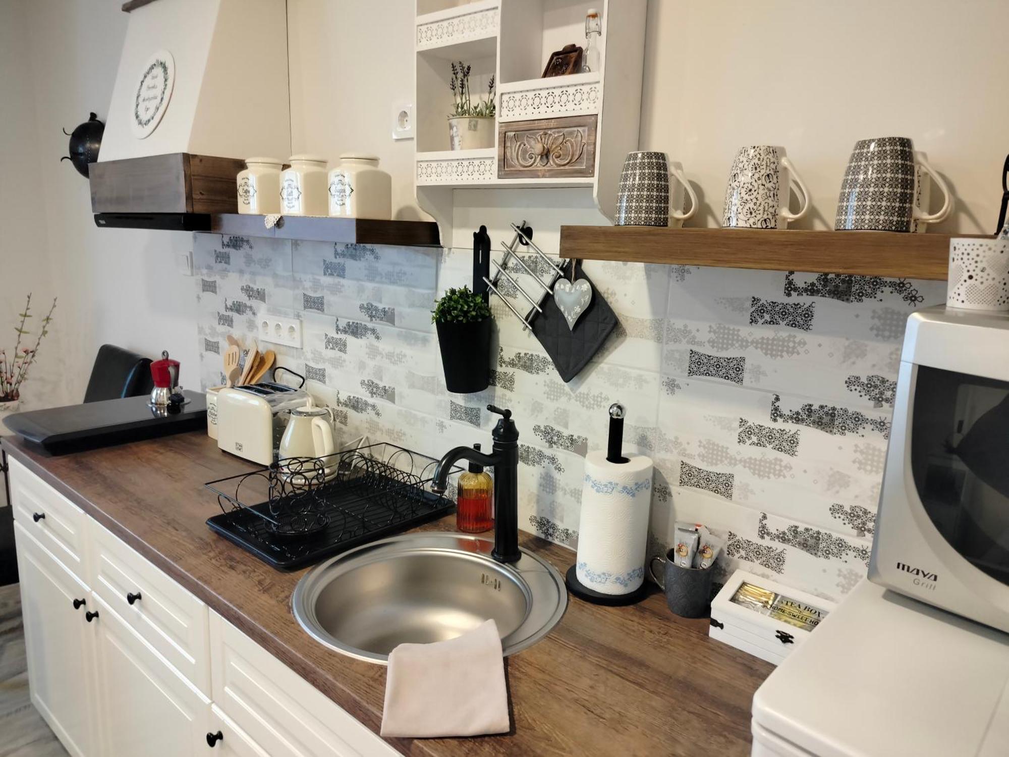 Ezuest Boroka Apartman Eger Cameră foto